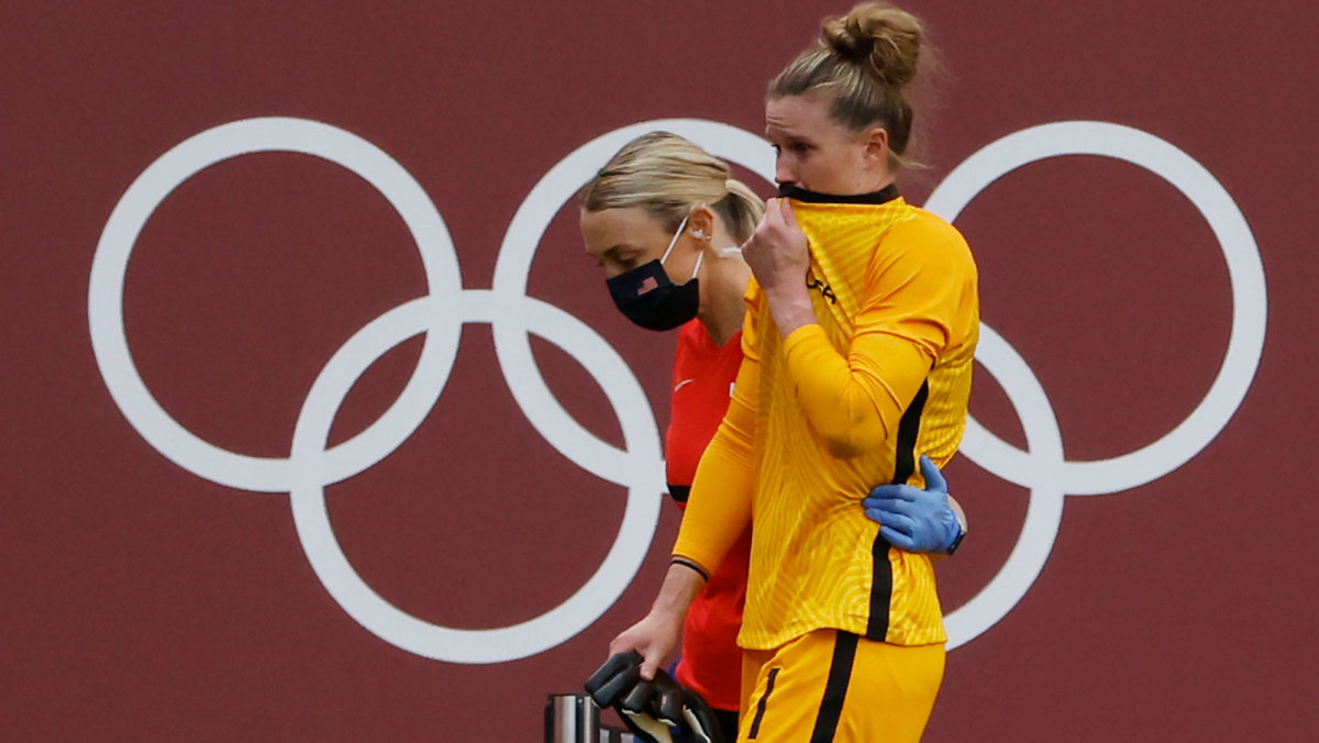 Alyssa Naeher is out injured for the USWNT